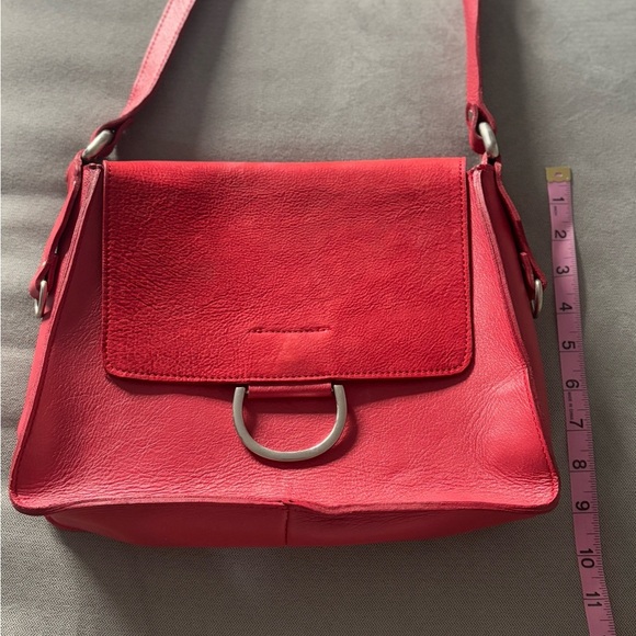 SAS hand made Red Leather Shoulder Bag - Picture 15 of 15